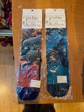 Warner Bros. Harry Potter Graphic Crew Socks - Red & Blue